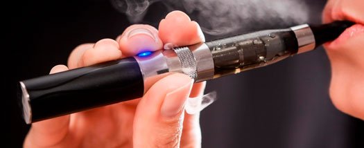 Efectos-nocivos-de-los-cigarros-electronicos-sobre-nuestra-boca.jpg Efectos-nocivos-de-los-cigarros-electronicos-sobre-nuestra-boca.jpg